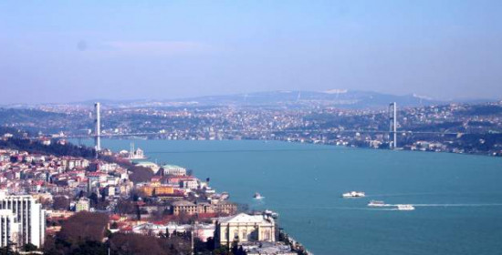 Τουρκία: Οι αρχές έκλεισαν τα στενά του Βοσπόρου για τα δεξαμενόπλοια