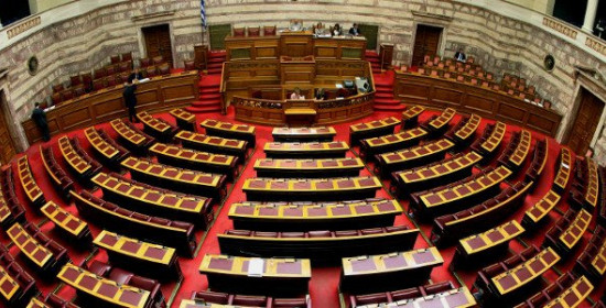 Ο αντιπρόεδρος της Βουλής συνήγορος υπεράσπισης κατηγορούμενου για κατάχρηση του Ελληνικού Δημοσίου
