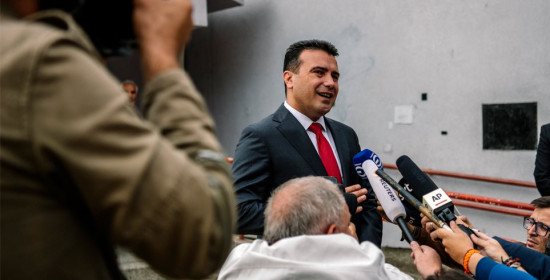 Δημοψήφισμα στα Σκόπια: Πώς ο Ζάεφ θα προσπαθήσει να κάνει ναι την αποδοκιμασία της Συμφωνίας των Πρεσπών