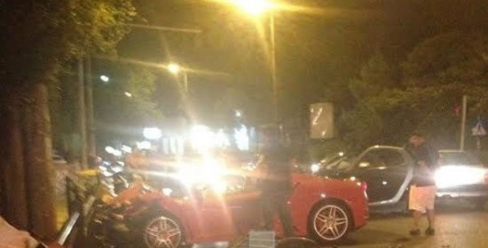 Θύμα τροχαίου ο μεγαλέμπορος παιχνιδιών Αλέξανδρος Ζαχαριάς - Καρφώθηκε με μια κόκκινη Ferrari στα προστατευτικά κιγκλιδώματα