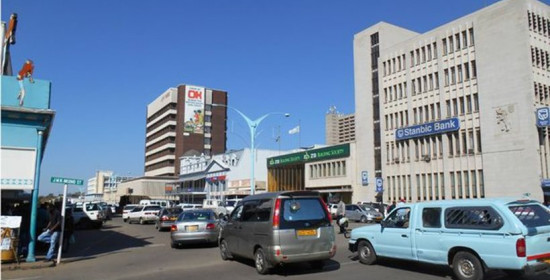 Ζιμπάμπουε: Τρεις γυναίκες βίασαν άντρα που τους έκανε οτοστόπ και πήραν . . . το σπέρμα του!