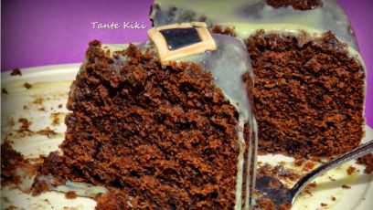 Fudge κέικ ... όνειρο μαύρης και λευκής σοκολάτας