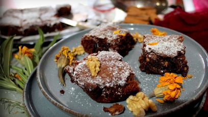 Brownies με σοκολάτα, ταχίνι, καρύδια και cranberries